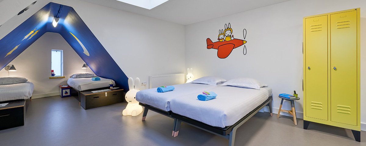 オランダにあるホテルのミッフィールーム めっちゃかわいいし特にロビーの照明が最高 でも ケテ タスケテ と声が聞こえそう Togetter オランダにあるホテルのミッフィールーム めっちゃかわいいし特にロビーの照明が最高 でも ケテ タスケテ と声が聞こえそう Togetter