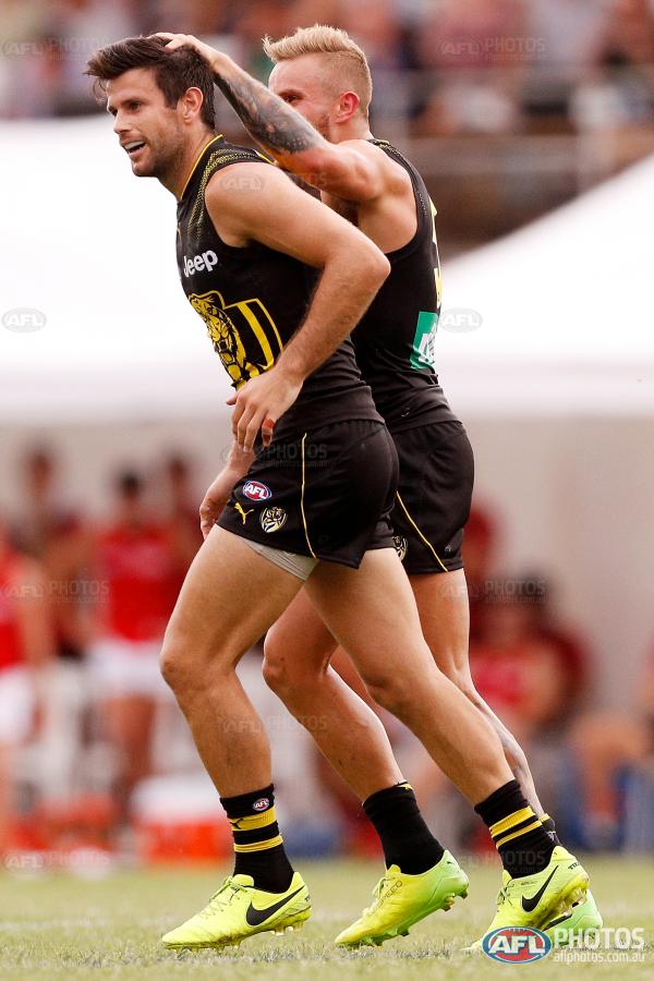 How good has the skipper been today? #JLTSeries 

📷: Daniel Pockett/Getty Images