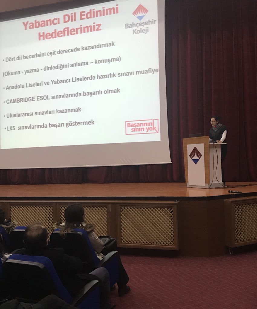 Bahcesehir22's tweet image. Okula Kabul Sınavında velilerimize okulumuzu tanıtıyoruz. #Stem #codingbk #Bkyabancıdilller #kişiyeözgüögretimmodeli