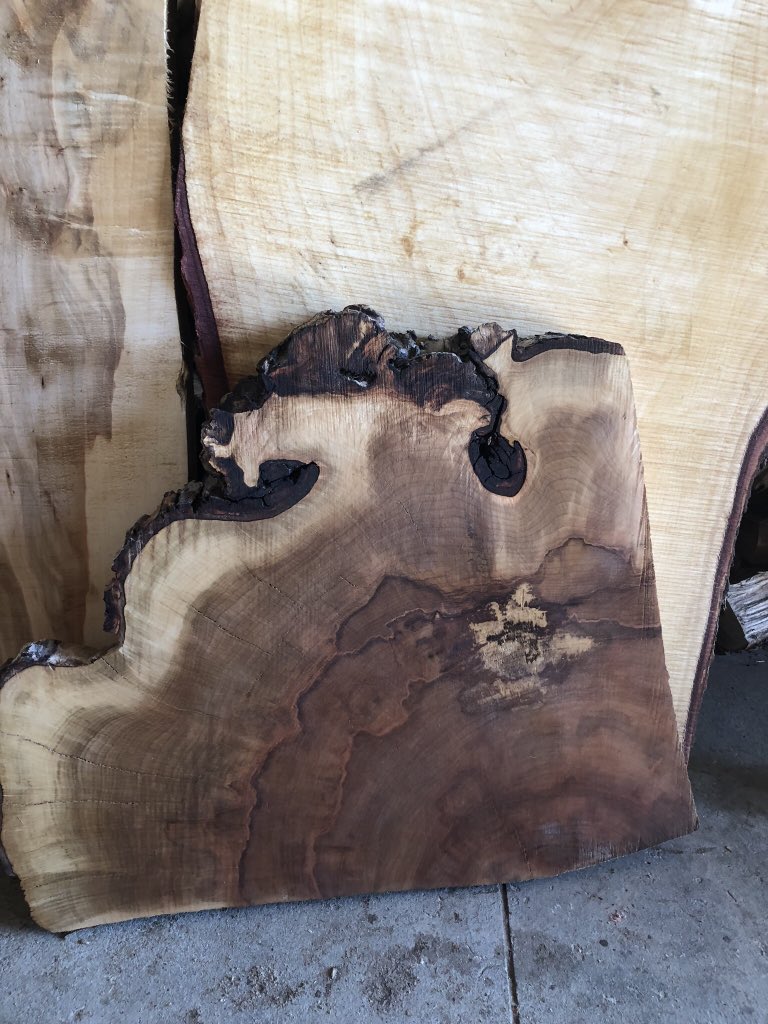 RusticWoodShops's tweet image. We Got Wood
#wood #wooden #beautiful #slab