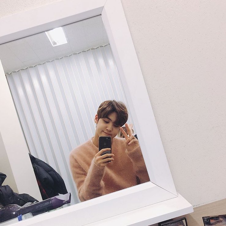 19980428_com's tweet photo. 기염방댕이💕 https://t.co/L3ePhAZqwe