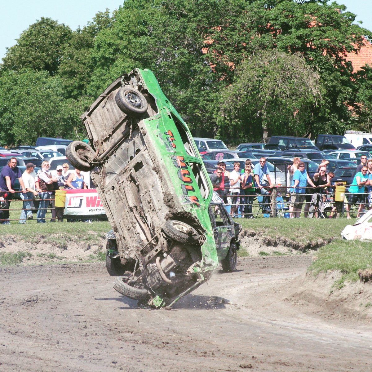 RaRaRacing's tweet photo. More at https://t.co/gKVxg7xPST
#photooftheday #stockcar #autocross #RaRaRacing #dirttrack #speedway #crashing #stockcar #dirtmodified #race #racecar #racecars #racingcar #racingcars #racing #racecar #racecar #redracing #autosport #instarace #sprintcar #stockcarracing https://t.co/mNlzjjIXAG
