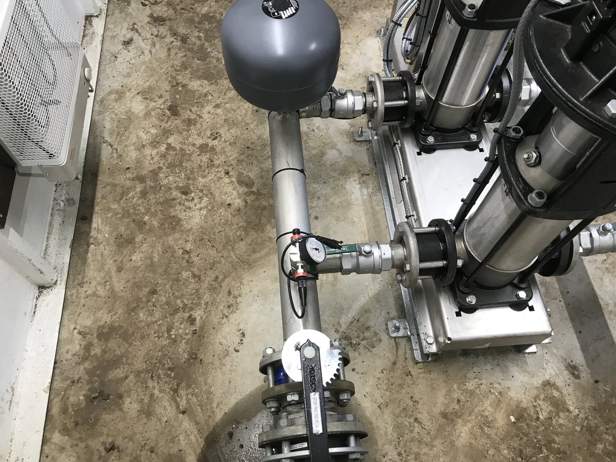 SjsIrrigation's tweet photo. Pump house all done start to test the @rainbirdgolfuk ic system next week @StanmoreGC then back in the spring to put some water on 👍👍 https://t.co/pdk1zrcSXj
