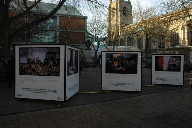 Would you recognise #ModernSlavery? Could you #SpotTheSigns?<a href="/NCA_UK/">National Crime Agency (NCA)</a> #InvisiblePeople exhibition portrays signs of slavery &amp; exploitation in #Cardiff #ChurchillWay this weekend. If you suspect it, report it to <a href="/MSHelpline/">Modern Slavery & Exploitation Helpline</a> 08000 121 700