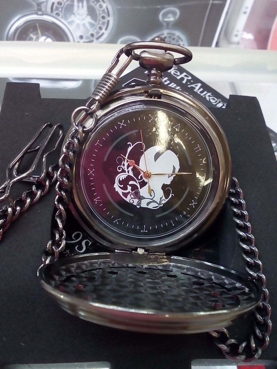 レア NieRAutomata(ニーアオートマタ)懐中時計2Bバージョン レア NieRAutomata(ニーアオートマタ)懐中時計2Bバージョン レア