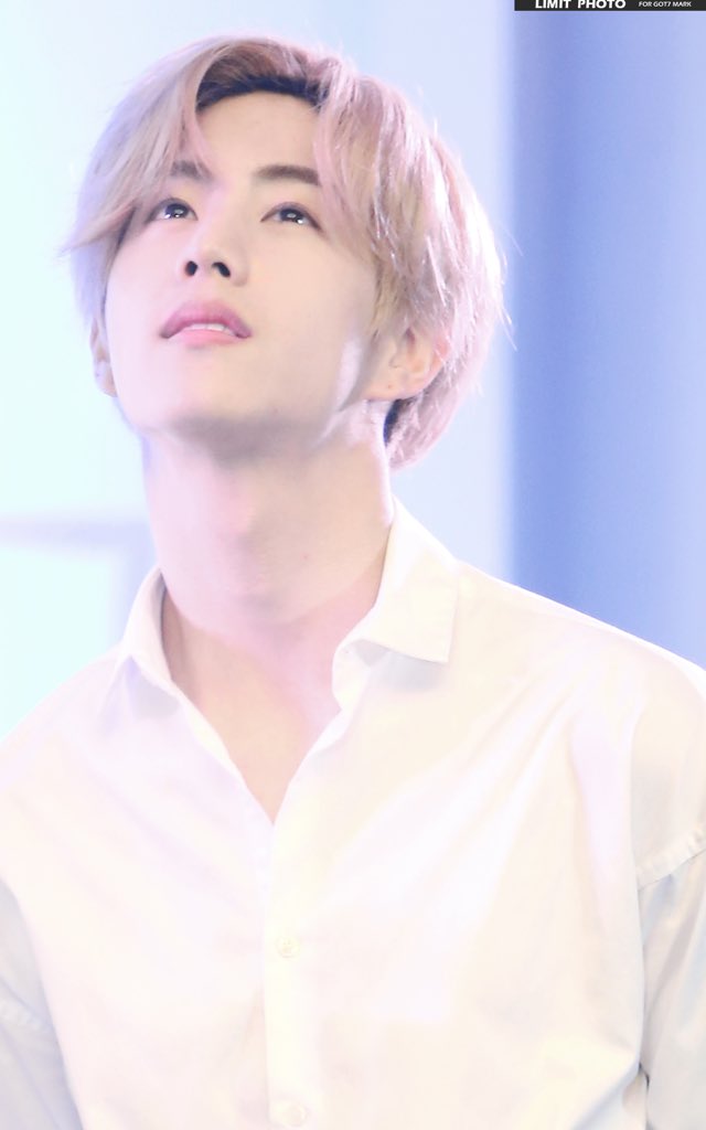 ______Limit tweet media