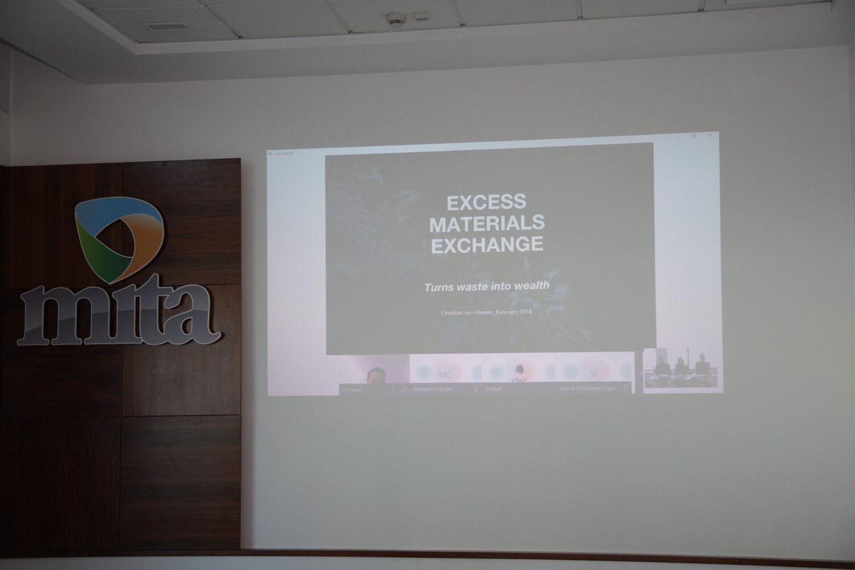 📢#YouStartIT Pitch#3💡
"Turning waste into wealth" is currently being pitched by Excess Material Exchange directly from #Holland! 🇳🇱

#mita #pitching #blockchain #accelarator #cryptocurrency #AI  #ArtificialIntelligence #WasteToResource