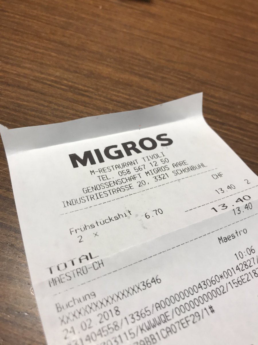 itsjenwalter's tweet photo. Zweimal FrühstückShit bitte, zum mitneh danke🙊🙊 #mehdräck @migros @Zukkihund #sorryrandom https://t.co/GptT4X5fxW