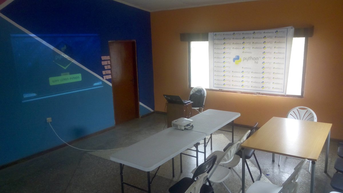 PythonHo's tweet image. We are just about right starting our very first @PythonHo meet up @Honodehub.
Time: 11am prompt.
#pythonho , #HoNode , #psf, #pythonghana, #pyconghana, #voltacode