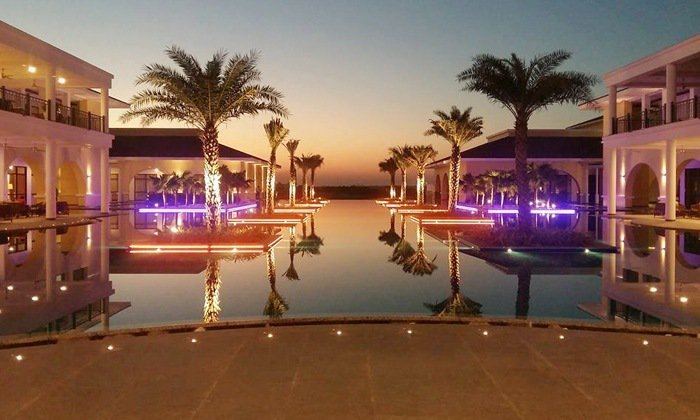anandkumarlx's tweet photo. @Luxplusdesign #light #lighting #lightingdesign #lights #architecture #clublight #landscape #landscapelighting #lightingconsultant https://t.co/h5qQZMtCFk