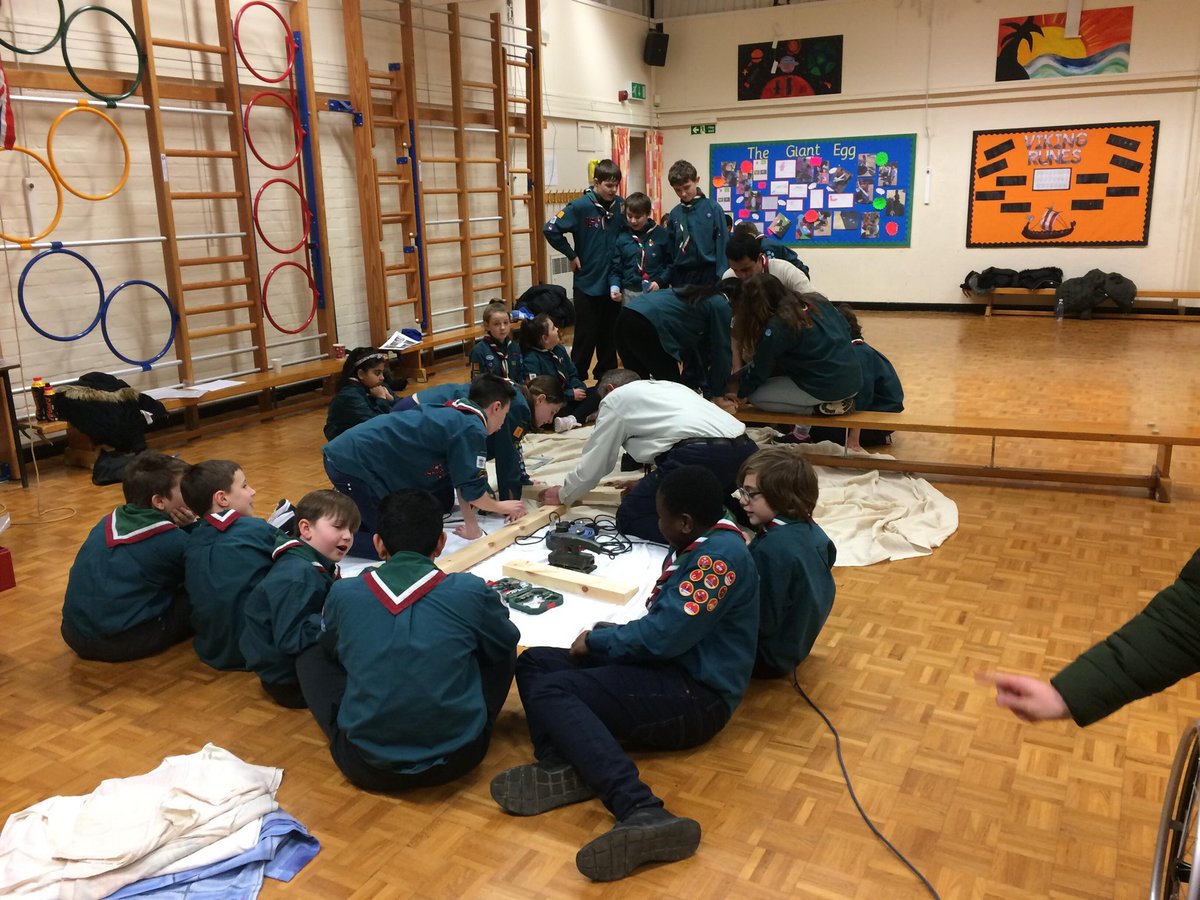 Well it has started....Leagrave Scouts begin the building of their Push Cart for the Adam Goodman Memorial Push Cart Derby Competition last night. Work will continue over the next couple of weeks until the races on the 10th. A great night with lots of scouts participating.
