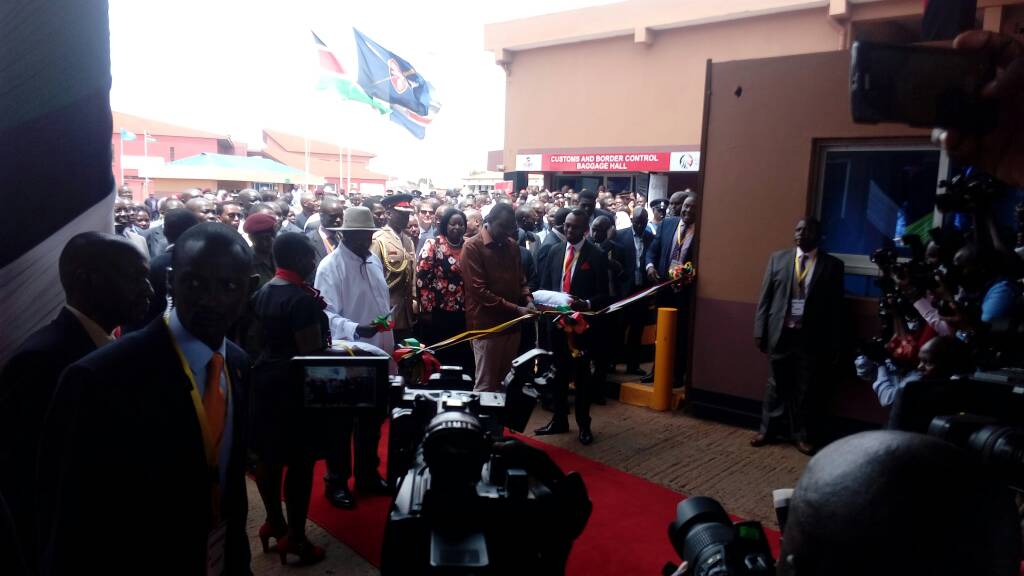 SeguyaShafiq's tweet image. HAPPENING: President .@KagutaMuseveni together with H.E .@UKenyatta set to open #OneStopBorderPost at #BusiaOSBPLaunch. #VukaBorderFaster