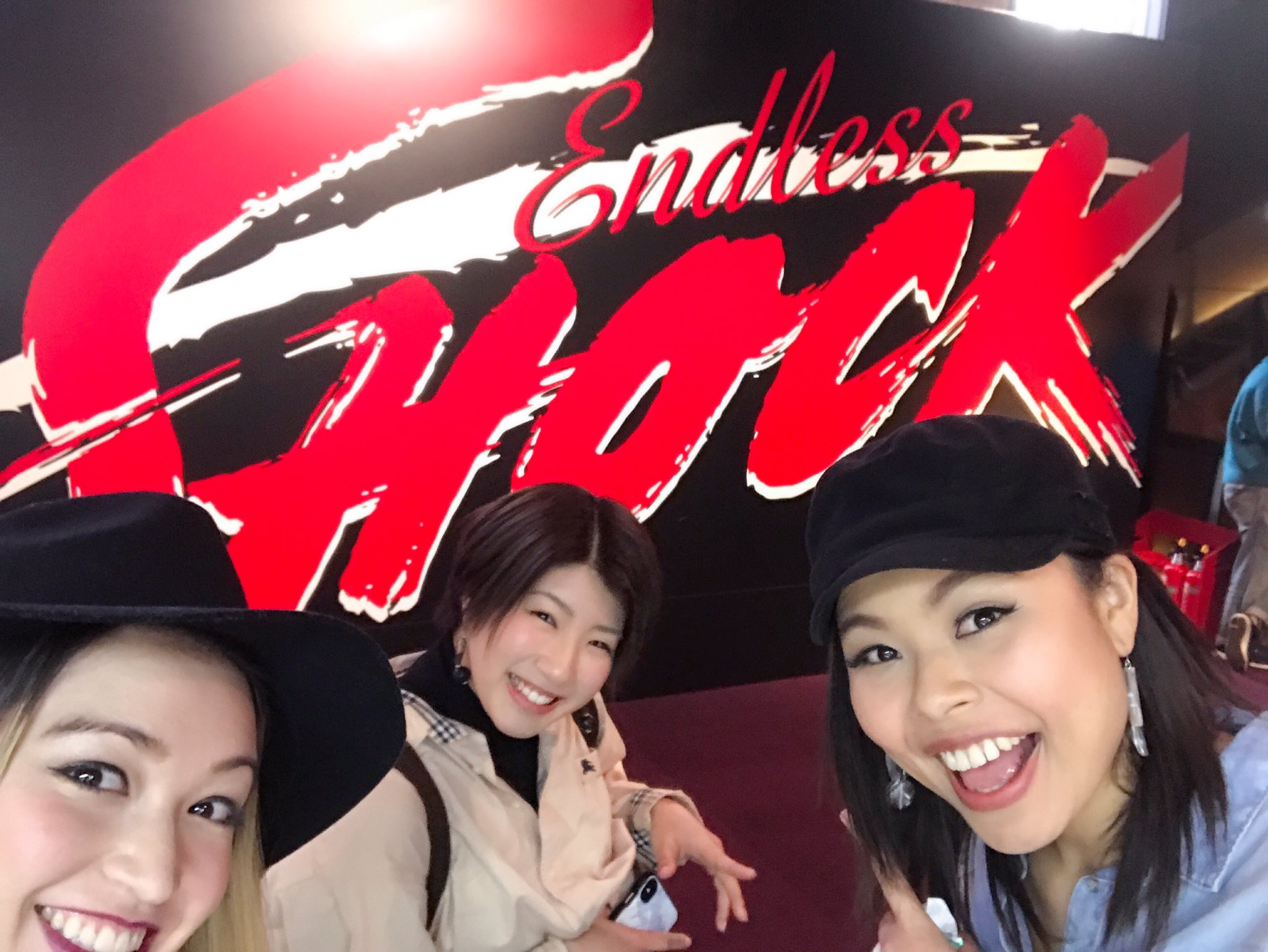 ダンドイ舞莉花 Marika Dandoy 今年も来ました Endlessshock リューン2人の先輩方が踊って歌って戦って やはり楽しすぎるこの作品 堂本光一さんは何回あの階段を転げ落ちるのだろうか 彼は本物のスーパーヒーロー ふぉ ゆ は今回3人が出演との