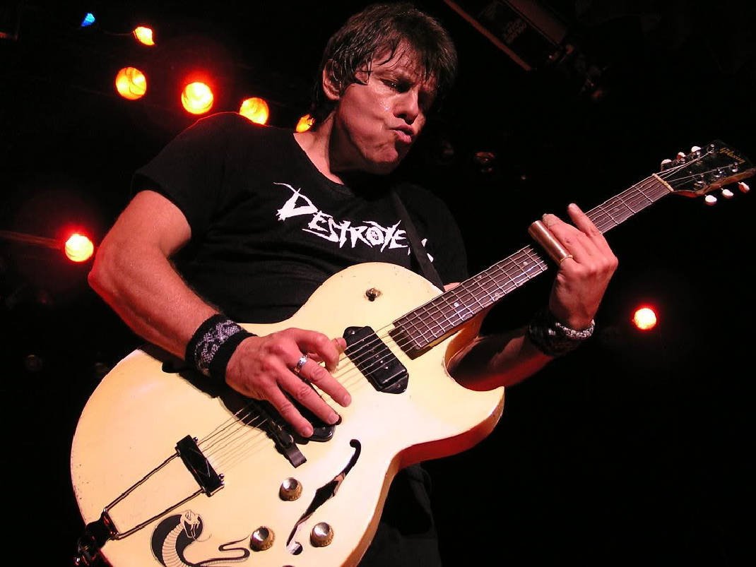 George Thorogood is 68 years old today. He was born on 24 February 1950 Happy birthday! 