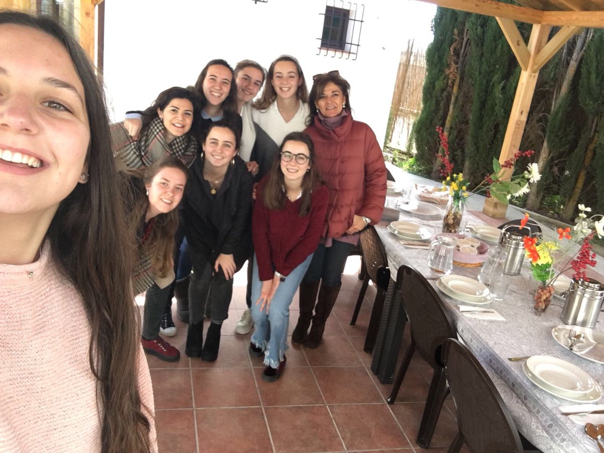Club_Sierramar's tweet photo. #LosJarales #findecompletoymuyproductivo 🤩 #Bachillerato https://t.co/tkGvdMNetE
