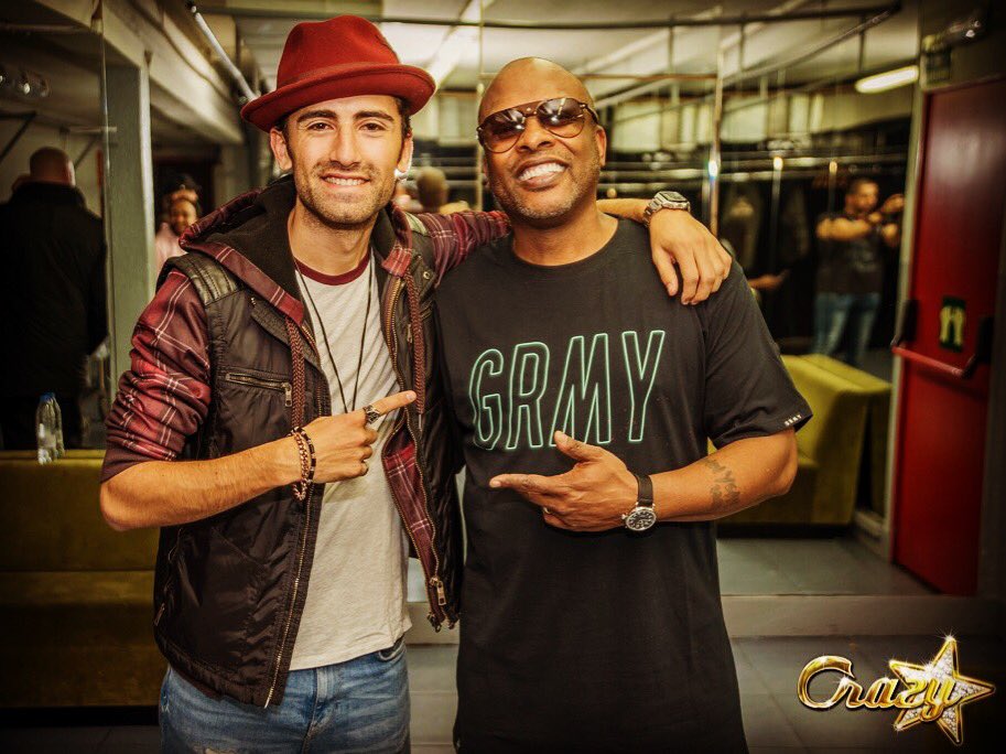 Un clásico en los hogares de los 90, <a href="/djjazzyjeff215/">DJ Jazzy Jeff</a>!
Un placer tenerlo en <a href="/CRAZYMADRIDS/">CRAZY MADRID</a>!

#DjJazzyJeff #TheFreshPrinceOfBelAir #CrazyMadrid