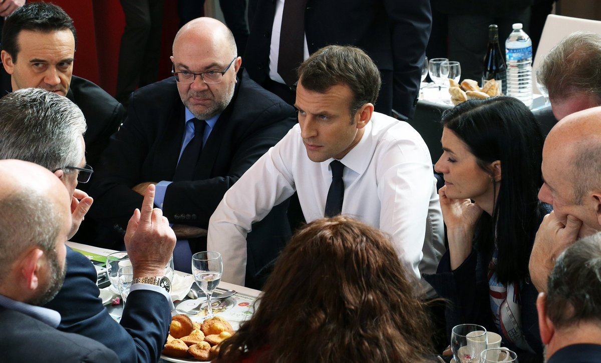 Interbev_fr's tweet image. D. Langlois président #Interbev et @BrunoDufayet mettent toutes les questions sur la table avec le président @EmmanuelMacron pour répondre aux demandes de la filière #élevage et #viande et celles des consommateurs face à l'accord avec le #Mercosur