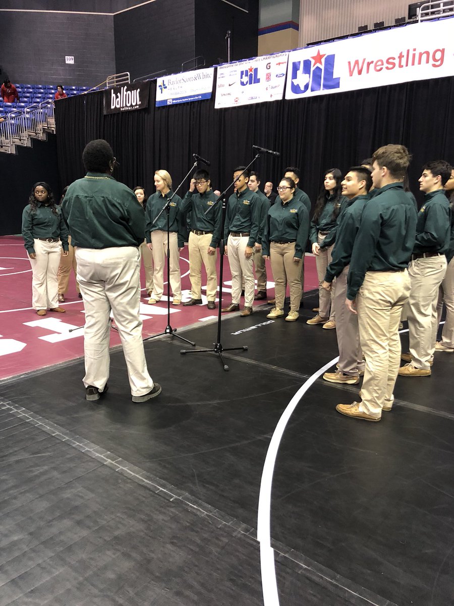 Loved getting the opportunity to sing for both days at the @uiltexas State Wresting Tournament! #StateChoir #StateWrestling #StateSchool #EaglePride