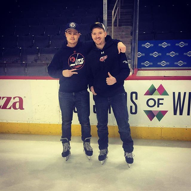 TylerWClarke's tweet photo. Found my Brother from Manitouubaaa. We play hockey sometimes. Unreal experience at the Bell MTS place. Special Thanks goes to @tgubb for making it happen! https://t.co/vI1GDSsmlI