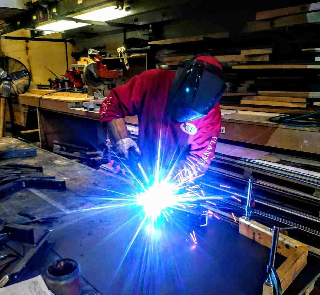 CreativeEngNYC's tweet photo. #BTS "No amount of Darkness can hide a spark of Light." ⚡️

#welding #construction #sparks #setbuilding #Creativeny https://t.co/oTupy8cy37