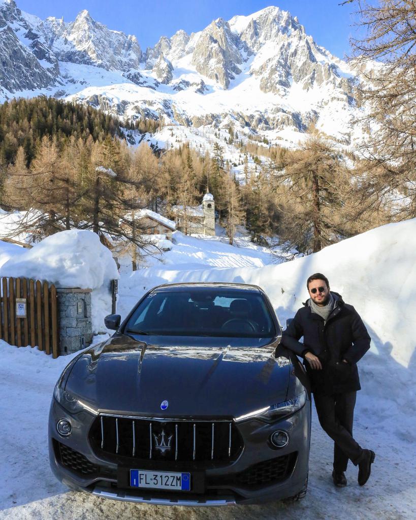 High performance with sleek lines. The car is pretty nice, too. Our friend Fabio  is sporting the BrooksStorm Hybrid, designed to be worn comfortably in 5°F. 
": @TheBespokeDudes) #GoldenFleece
https://t.co/U9of1lsWZ4 https://t.co/iCpIjLBQ02