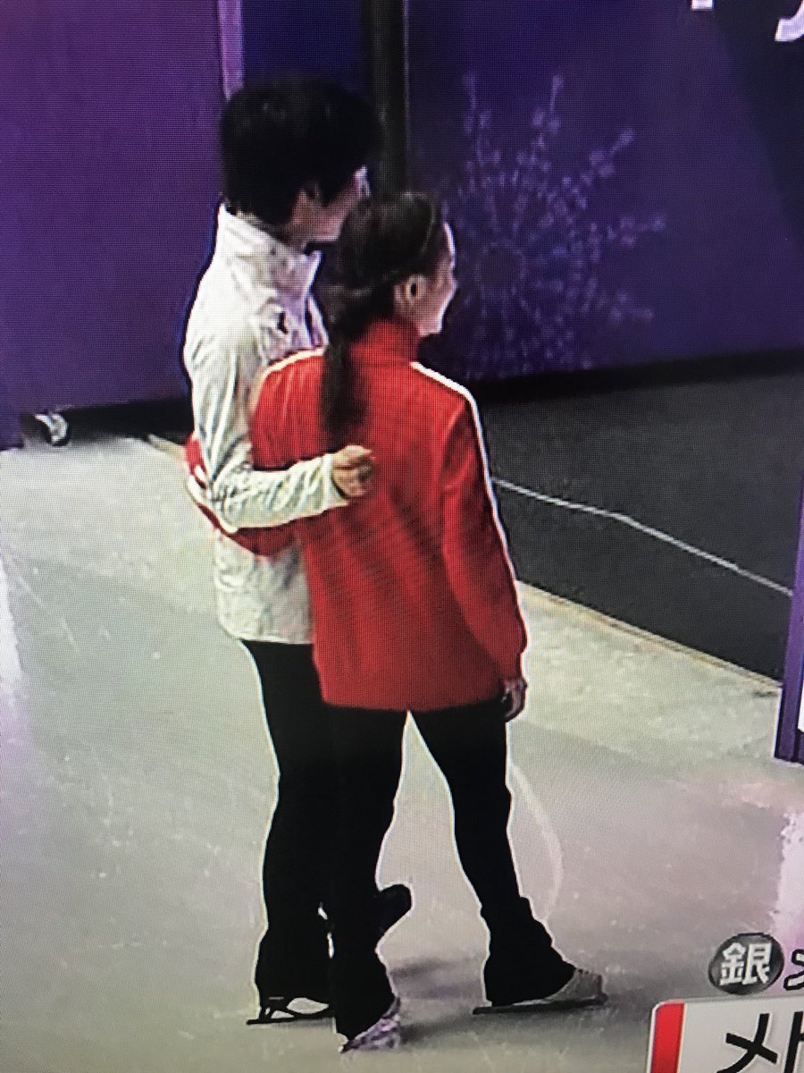 羽生結弦選手が女性の背中に手を回しても身体に必ず身体に触れないようにしているのが紳士的 Togetter 羽生結弦選手が女性の背中に手を回しても身体に必ず身体に触れないようにしているのが紳士的 Togetter