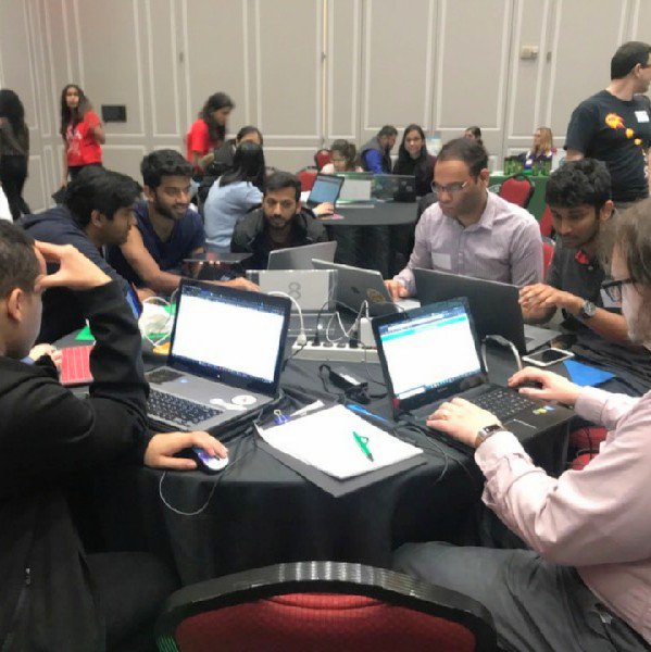 INFOCollegeUMD's tweet image. The #UMD @DataChallengeUM kicked off today! 220 students across majors competing. Join them Sat 3/3 to see findings and cheer winners: calendar.umd.edu/cal/event/show…