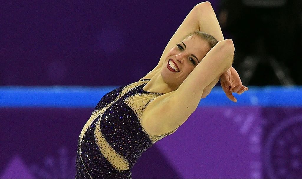 CAROLINA KOSTNER - Página 2 DWz9cJpWsAAtlbo