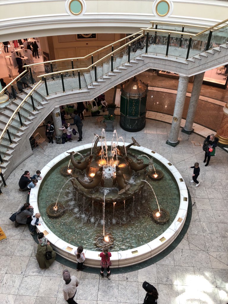 Walking down the curvy staircase to the fountain, I came across a fortune and tarot kiosk. “Avril’s Fortunes” will give you a tarot reading for £55, or “healing” for £35, what a deal  #NinjiAtTheTC
