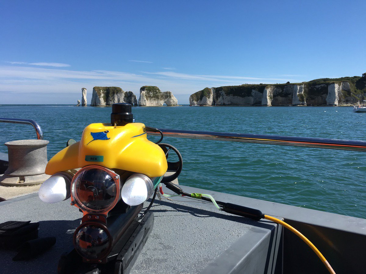 Tonight 8pm <a href="/Channel4/">Channel 4</a> #BritainatLowTide dives deeper w <a href="/rov_REX/">REX</a> to explore! <a href="/ToriHerridge/">Tori Herridge</a> <a href="/GustavMilne/">gustav milne</a> <a href="/olhutchinson/">Oliver Hutchinson</a> @Micklemouse1 @CITiZAN1