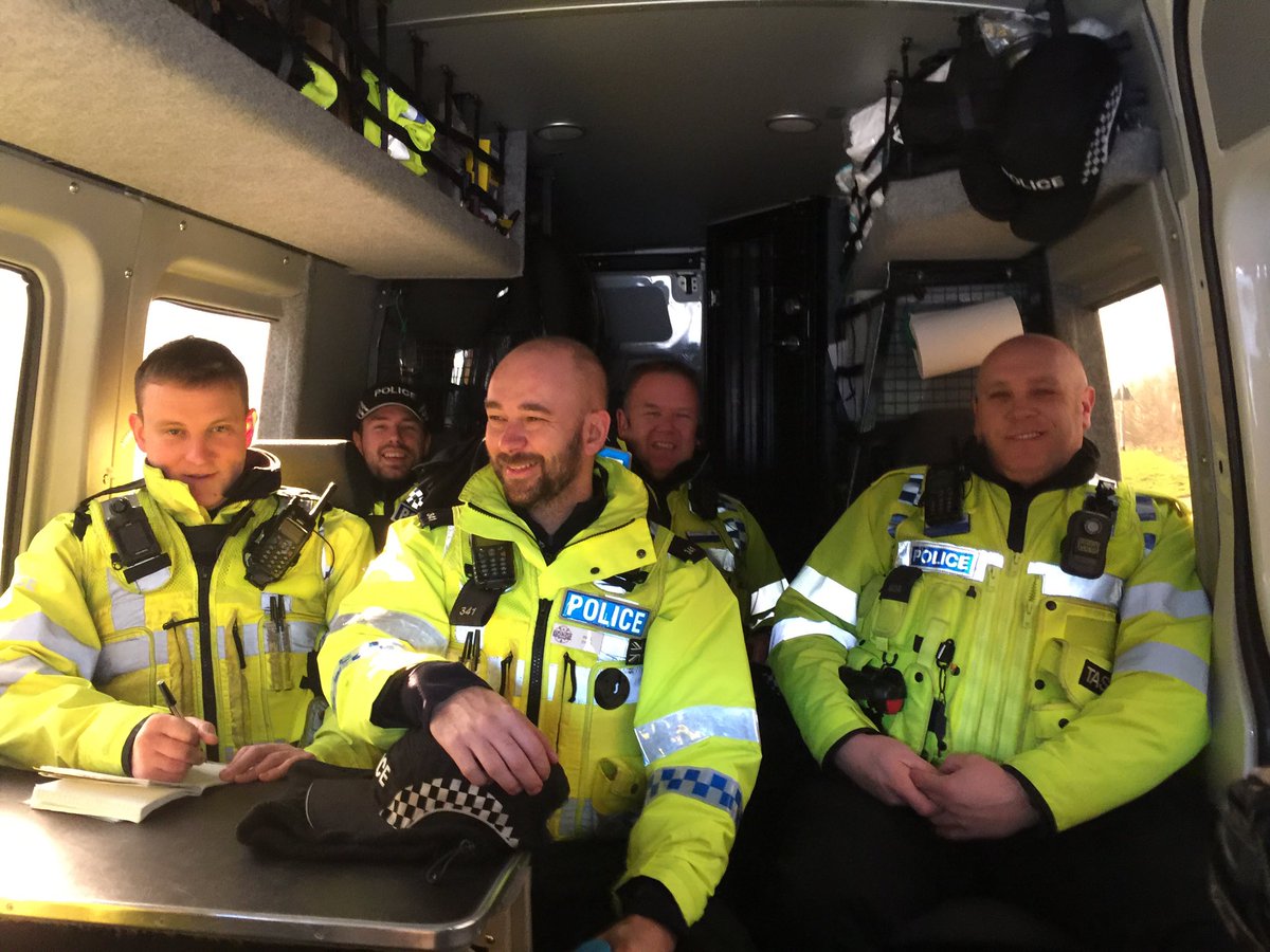 JulesMead203's tweet photo. And the wagons are rolling! My team for the day Ps Payne &amp; Co. We are hoping for a peaceful day that's enjoyed by all the fans. ⚽️⚽️👍🚓🚓🚓 https://t.co/wUZ6Eqi7wz