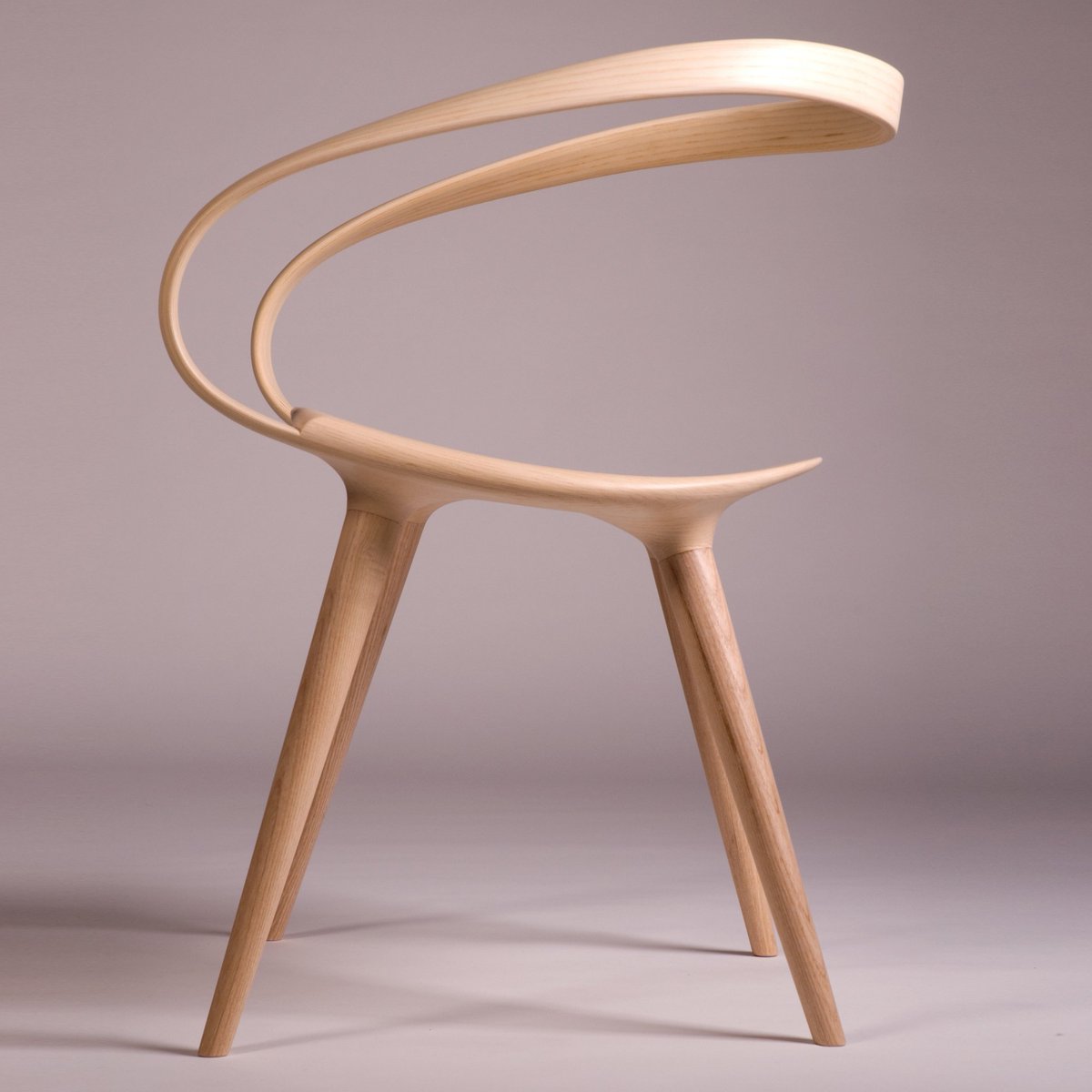 VimanasJewelry's tweet photo. Approach design from a unique angle.
#uniquedesign #velochair
https://t.co/13F1ALnLYv https://t.co/Q3CHj1gL89