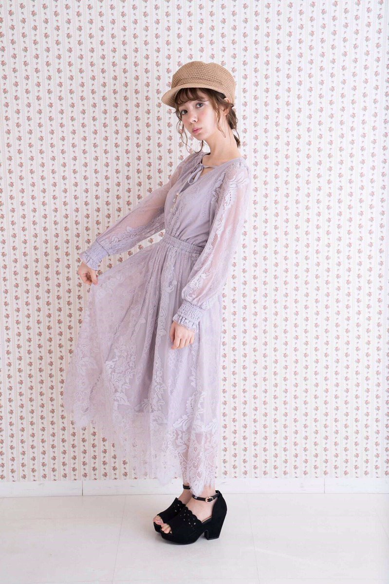 Rojita Pa Twitter New Arrival 柴田あやなさん着用 チョーカーリボンレースロングワンピ 8 500 Tax Rojita18ss