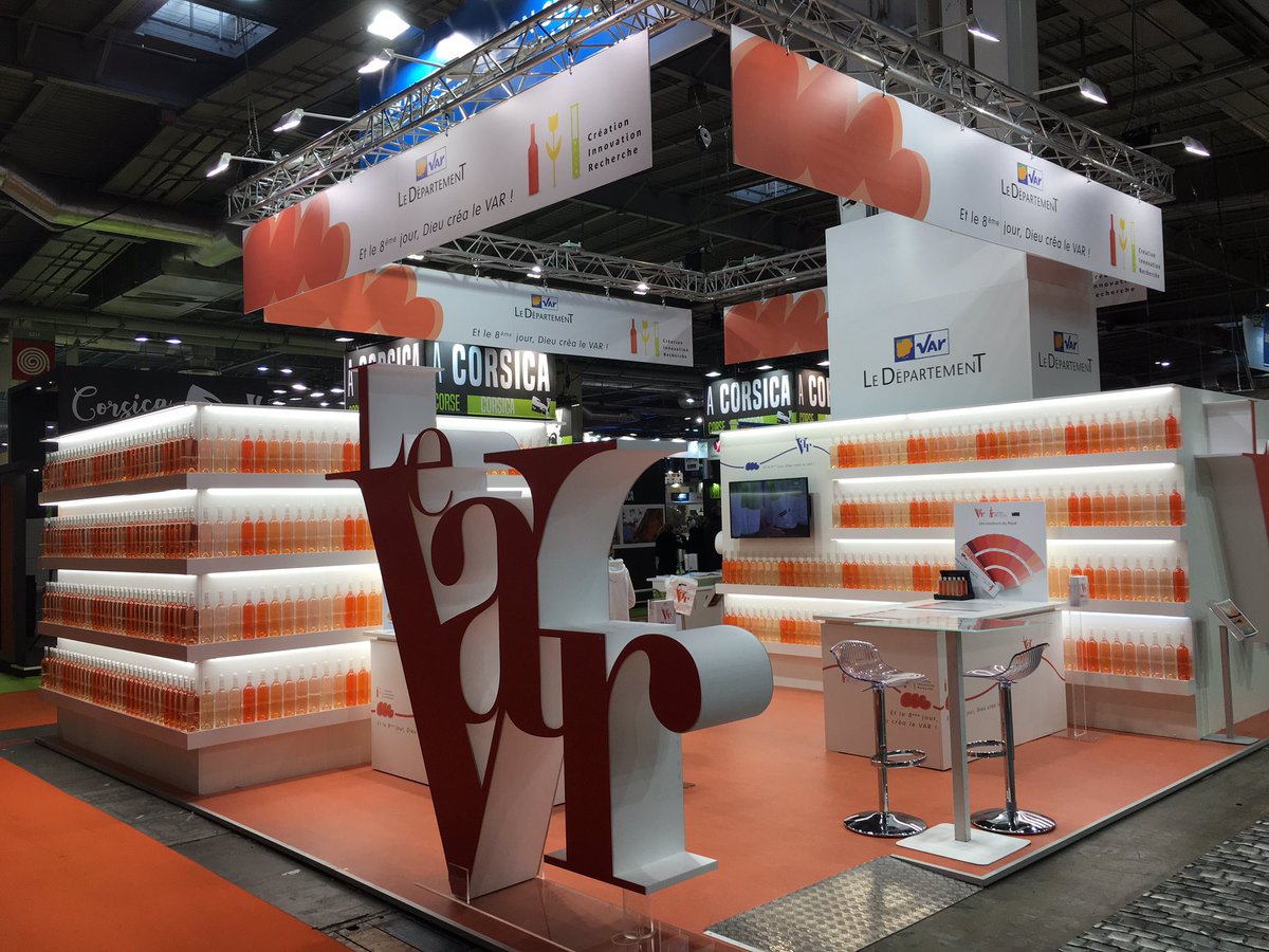Ça y est, nous y sommes! VisitVar accompagne le Département du Var au Salon de l'Agriculture. Passez nous voir au stand 3H187, gagner plein de cadeaux qui vous donneront un avant goût des vacances.🌻🍇🍷🏖️🌍☀️⛱️🏇🏌️‍♀️🚶‍♂️🛀🚴‍♂️🏊‍♂️ #visitvar #leVar #sia2018