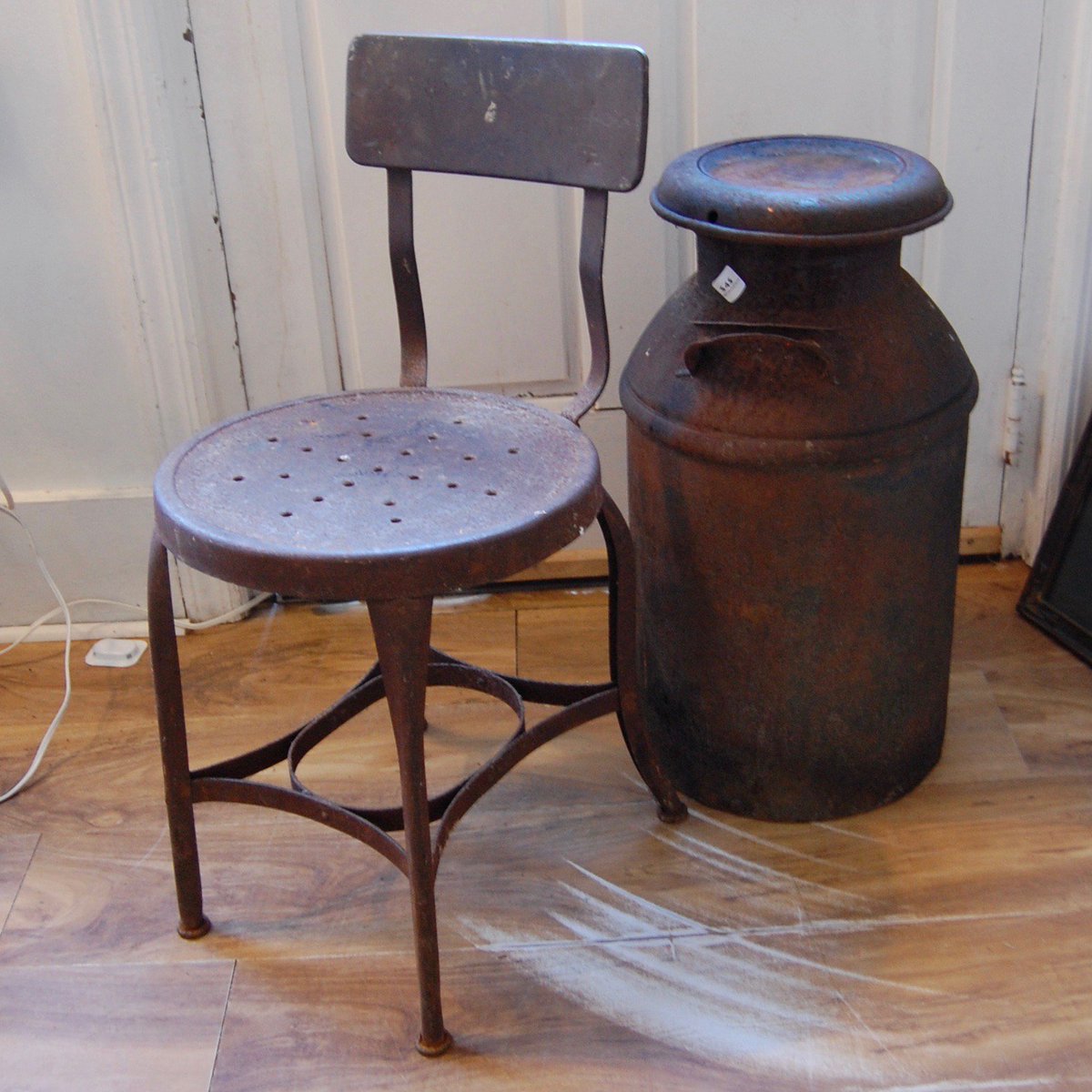 littleGuySimon's tweet image. Find it this Weekend at Simon!
Rustic Chair
#RusticChair #vintagechair #metalchair
#treasurehunt #antique #vintage #interiordesign #decor #homedecor 
#asburypark #oceangrove #bradleybeach #longbranch #nj #jerseyshore
#brick #dealnj #wallnj #freehold #neptune #monmouth