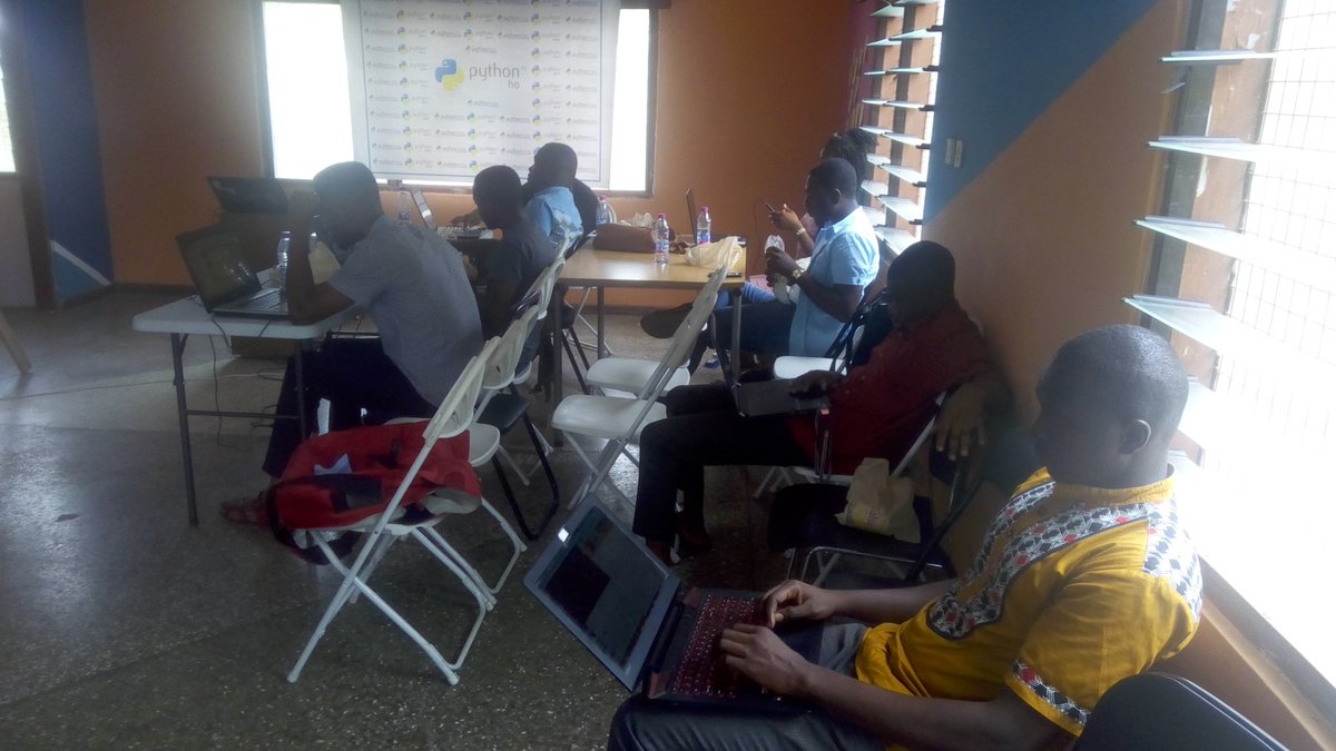 PythonHo's tweet image. Installation party underway @PythonHo  @Honodehub meet up
#ThePSF, #pythonho, #Python , #pyghana, #pythonghana , #HoNode 
We are grateful for the support @ThePSF @PyGhana @PyconGhana