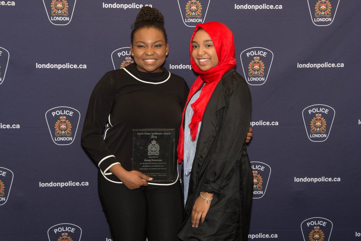 lpsmediaoffice's tweet photo. Nine local youth were recognized last night at our Lewis Coray Trailblazer Awards for #BlackHistoryMonth with the winner being Kacey from @SpartansAtMTS 
~Congratulations! #CommunityPolicing #engagement #DontBeSatisfied #Trailblazer #Community https://t.co/4Et7Z5VO7l