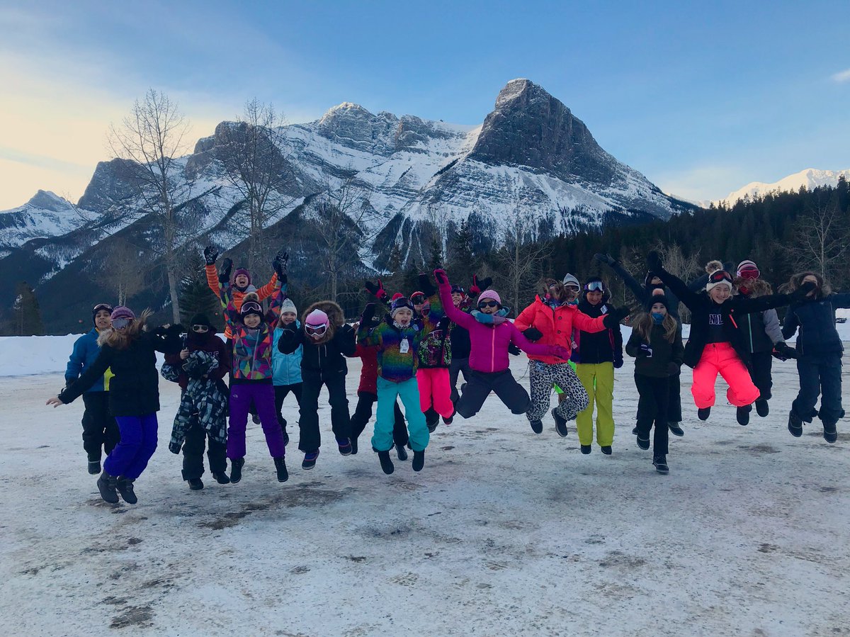 Jumping for joy #canmorenordiccentre #outdooreducation #CrossCountrySkiing <a href="/RCElementary/">Rundle Elementary</a>