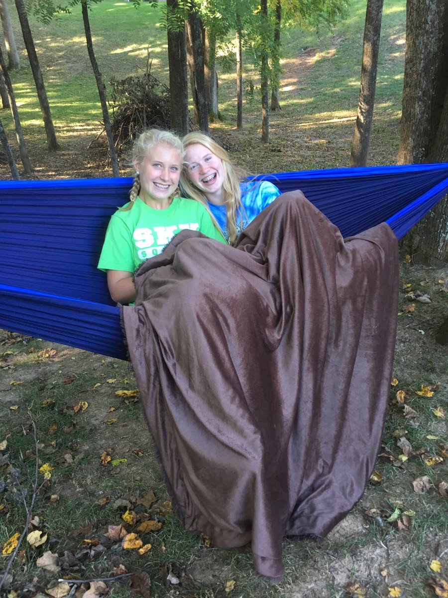 oliviah232323's tweet photo. Happy birthday wild child!!!!!! love u!! hope u have a fabulous day!!!! ❤️❤️❤️❤️❤️❤️ #chipbag #dads https://t.co/dYwNbIeAOf
