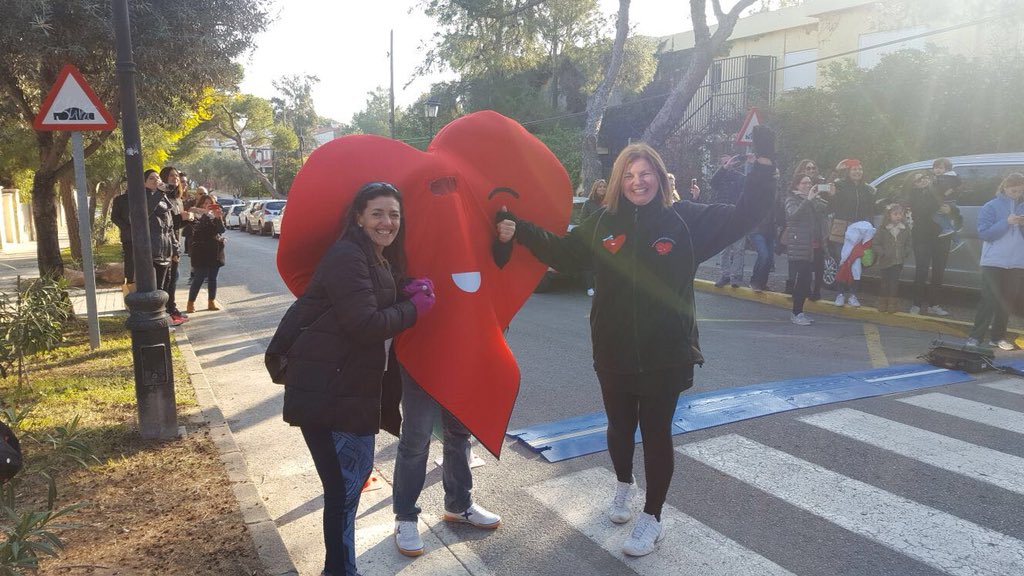 mamasenacciones's tweet photo. Sólo podemos decir #GRACIAS por todo y por tanto @HappRun @Edelweisschool 😍 #SoisMuyGrandes chicos, esto va por vosotros 🌊🌊🌊 y un gran 👏👏👏 por esta preciosa #CarreraSolidaria https://t.co/sYVkTpiFT8