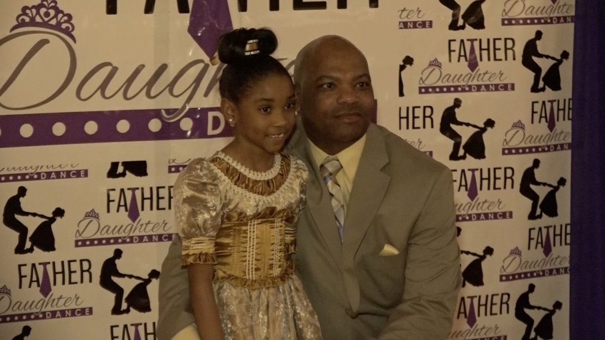 DCTVChannel23's tweet photo. There were some beautiful daughters with their fathers' at The @DeKalbRPCA 3rd annual Father-Daughter Dance.
#DCTV23 #DCTV #FatherDaughterDance #FatherDaughter #Dance #DeKalbCounty #DeKalbCountyGA https://t.co/ZSFHVqd1Bd