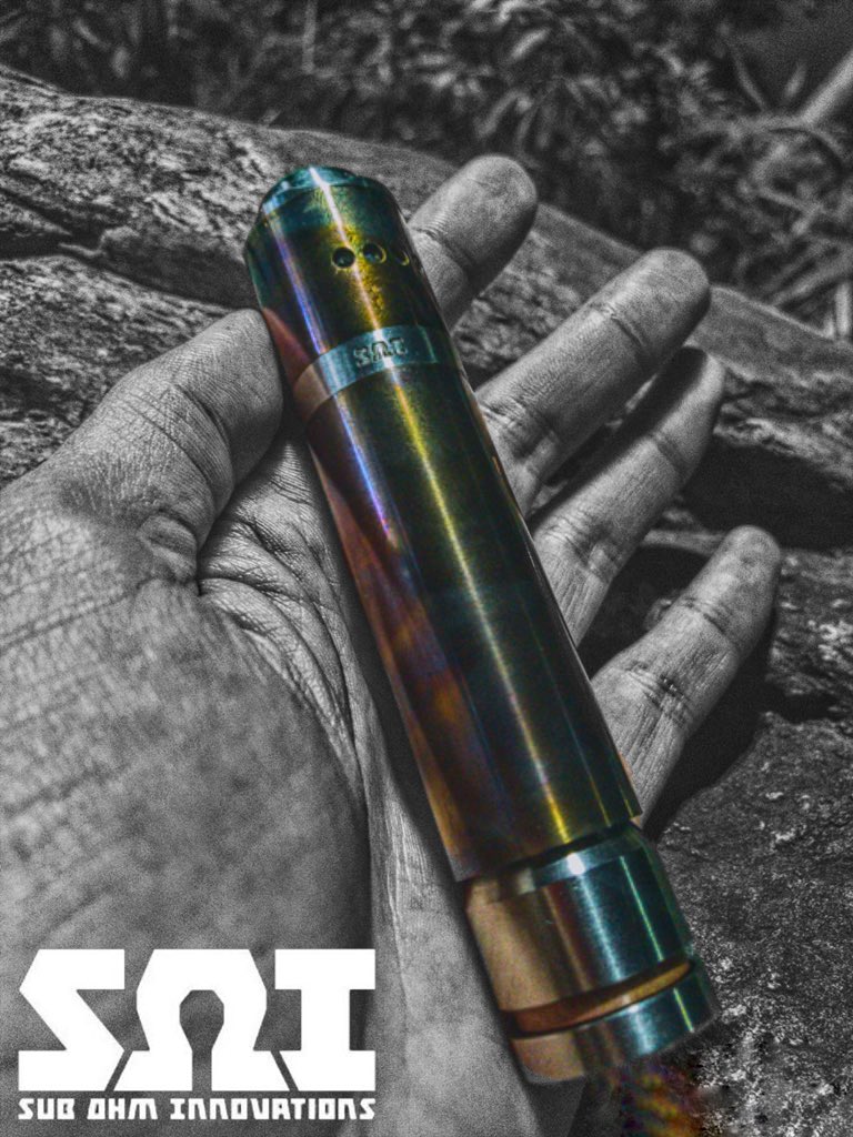 GaMmoN__'s tweet photo. ステンレス焼いたらばりええ色なった
#vape #SΩI #SubZeroX #handcheck https://t.co/7oNj5BWZZE