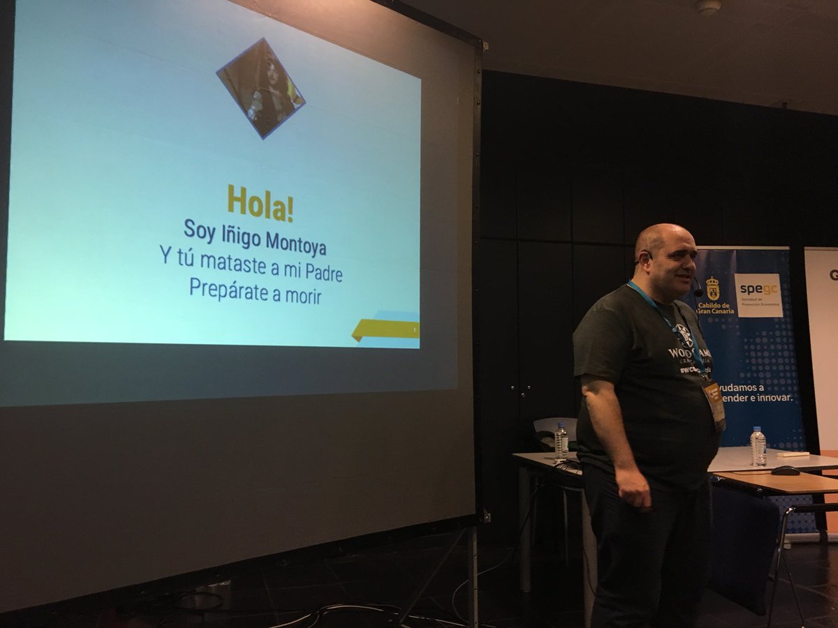 TomyCant's tweet image. Comienza @lmontoya en la #WCGranCanaria quieres aprender a manejar el tráfico de tu web? os va a encantar! #SDRCamp