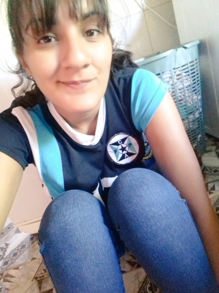 angelaa49182251's tweet photo. #BuenSabado
#AlFinSabado 😕 #ojeras
#QuieroDormir
#SabadoDeGanarSeguidores https://t.co/6U8dIsbtDY