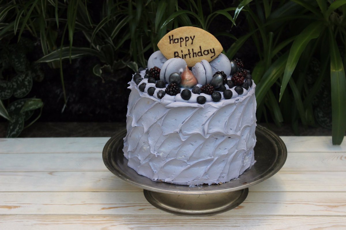 Doğum günü organizasyonları ve 
The House Yapımı pastalarımız için 
adres: The House Cafe 😍
#thehousecafemavibahçe #izmir #evyapımı