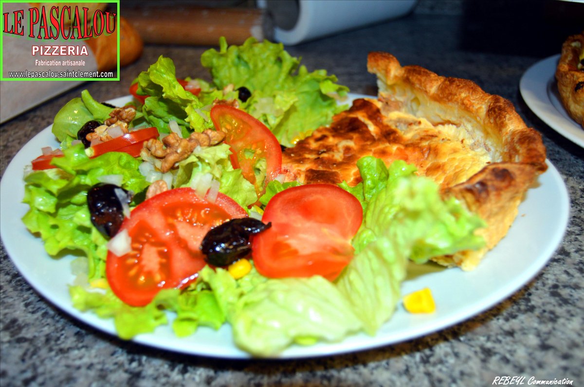 lepascalou34's tweet image. NOUVEAU !! : FORMULE QUICHE AU CHOIX: 9,50€
 Uniquement le midi.
 La formule comprend:
 1 grosse part de quiche
 Salade d'accompagnement
 Boisson (hors alcool)
 1 café