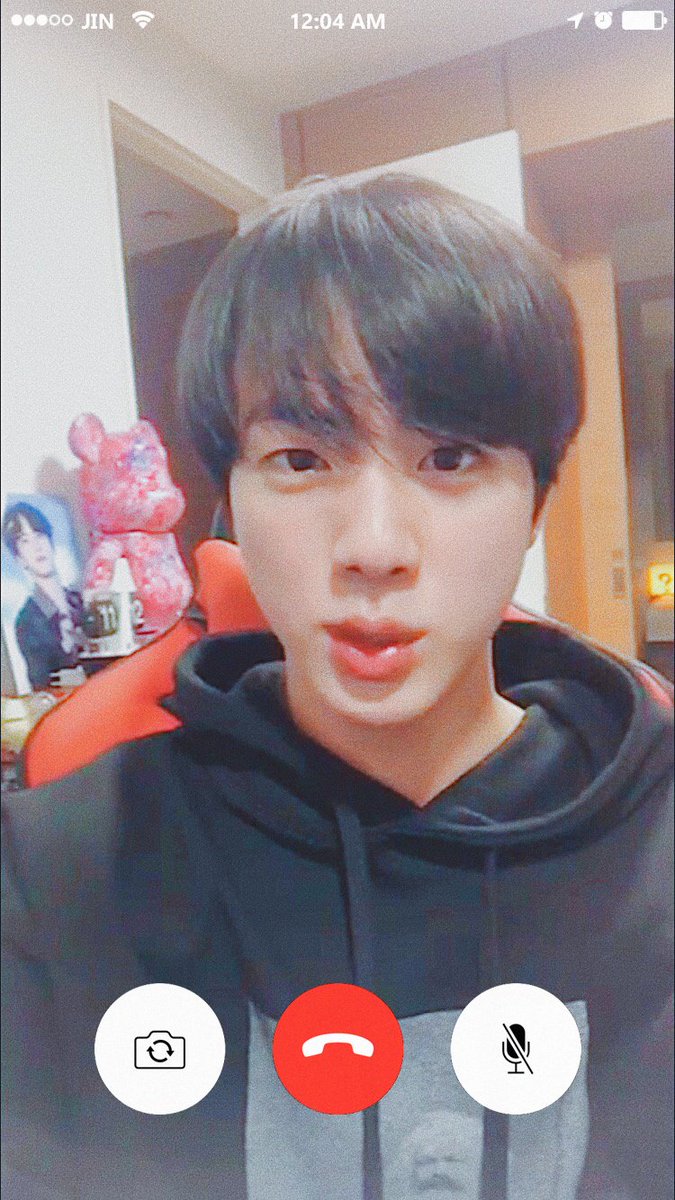 BTSorbit's tweet photo. 📞📱 @BTS_twt 
(눌러서 보세요☺️)
#iHeartAwards #BestFanArmy #BTSARMY https://t.co/yVQ6zHvEyK