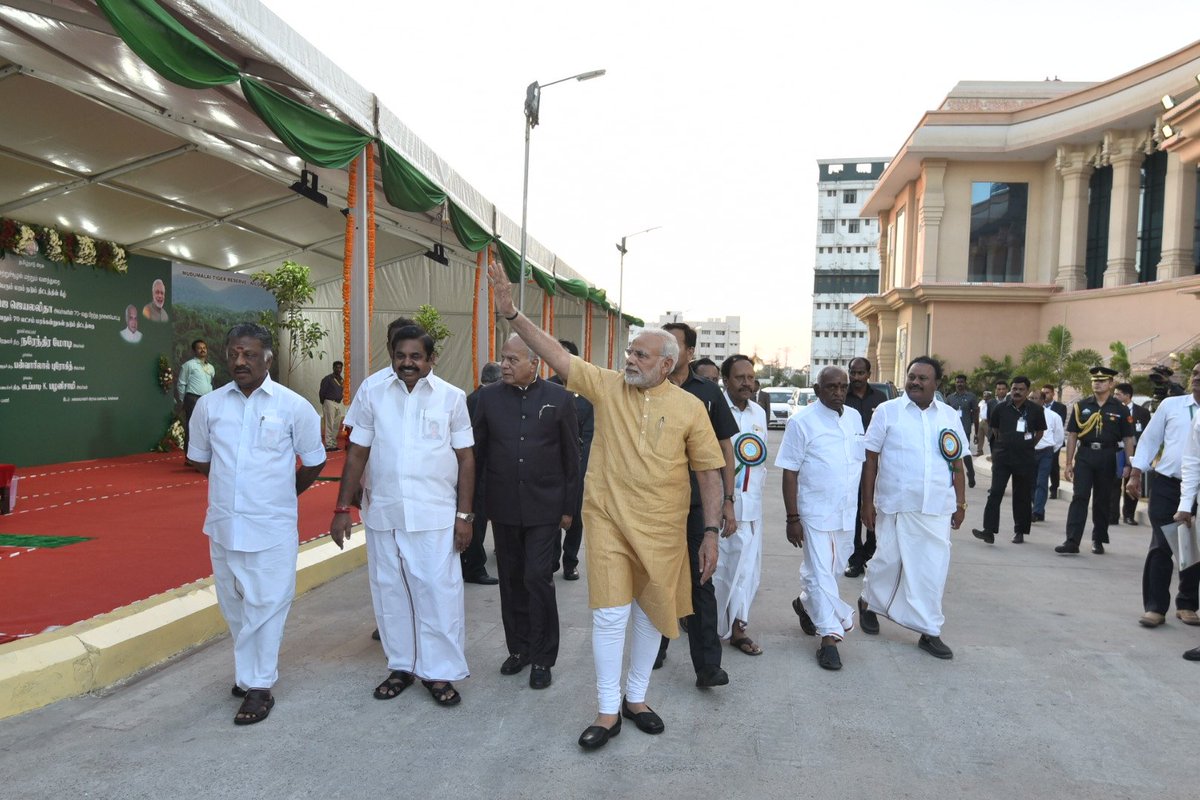 In Chennai, spoke at length about the measures taken to further ‘Ease of Living’ and how Jan Dhan, Mudra, Ujjwala and Ujala initiatives are contributing to the empowerment of India’s Nari Shakti. facebook.com/PMOIndia/video…