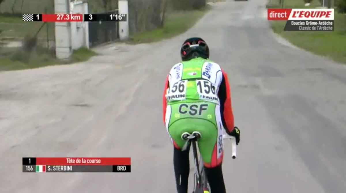 Bardiani_CSF's tweet photo. #ClassicArdeche, indomito @SimoneSterbini che guida da solo la corsa francese 💪 1'16" il vantaggio sul gruppo, 27 km 🏁 https://t.co/r05Z5uXzgy