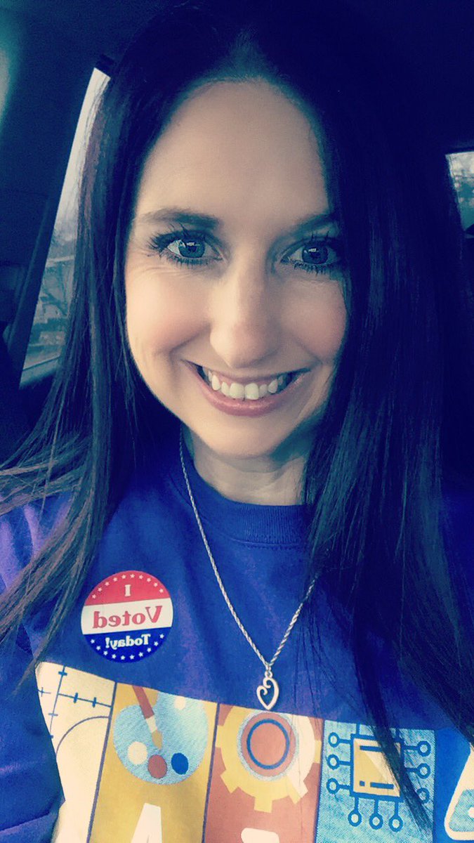 #blockvote #blowingthewhistle....now headed to work for free because that’s what educators do to take care of the kids of Texas